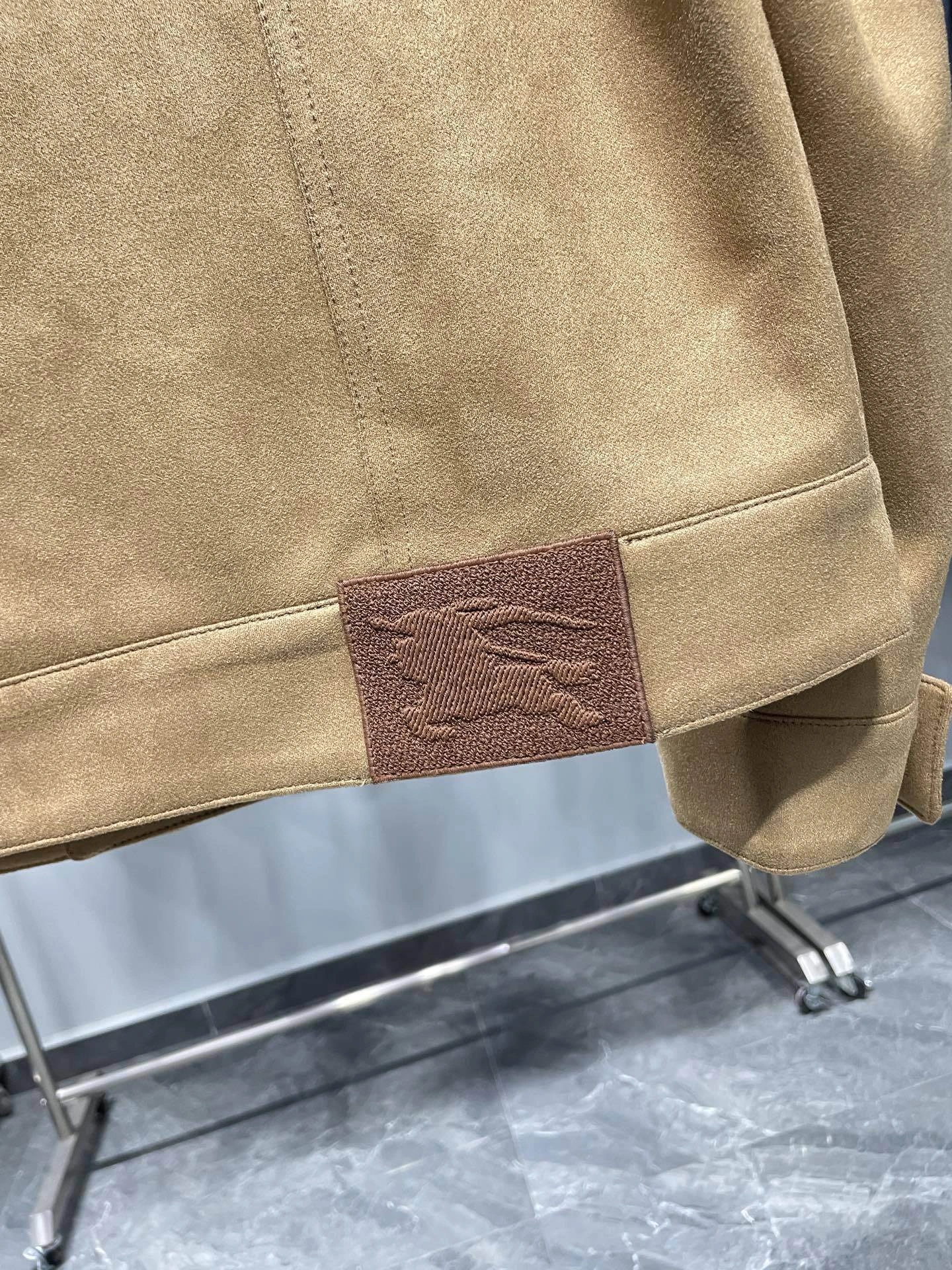 wg.luxury- 2ur25rry embroidery 2colour item:E-F501J2322-2H